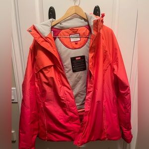 Mountain Warehouse ski coat